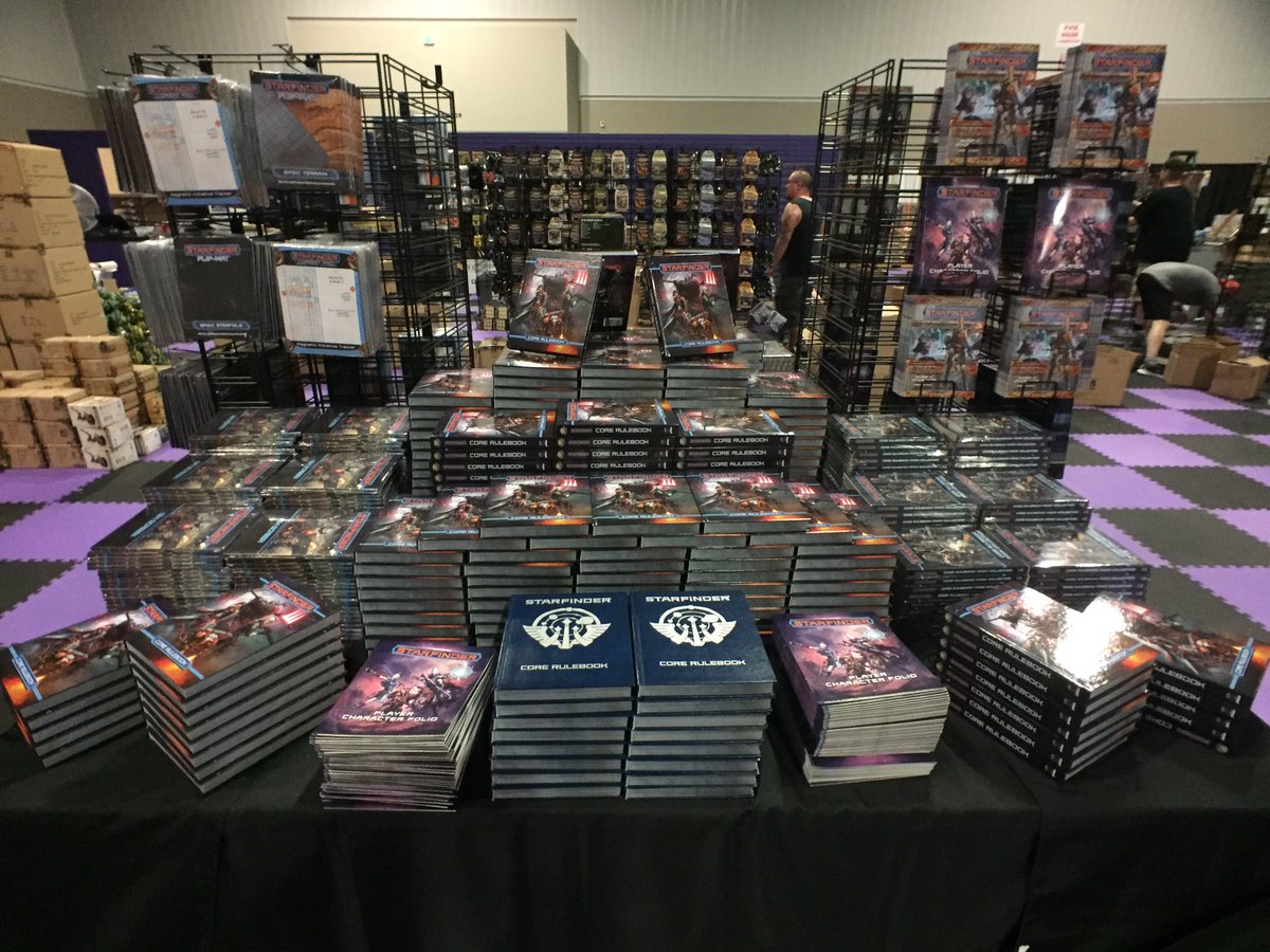 Starfinder books at Paizo stand before the opening