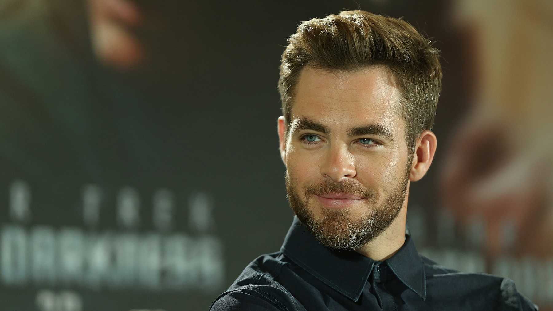 chris pine smiling.jpg