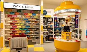 Lego store.jpg