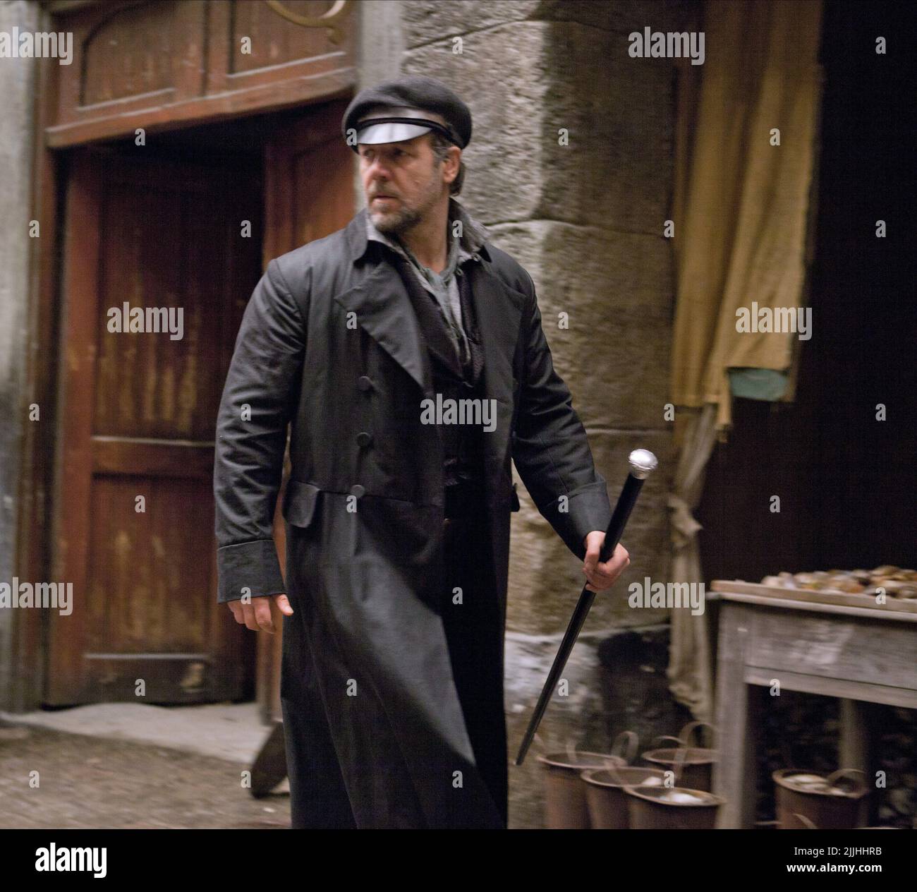 russell-crowe-les-miserables-2012-2JJHHRB.jpg