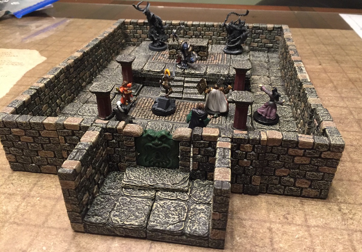 statue_room.jpg