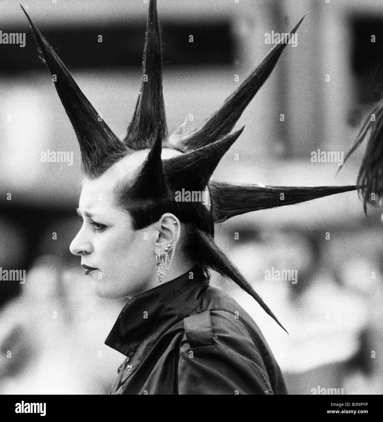 teenage-punk-girl-with-spiky-hair-in-london-april-1983-B3NPYP.jpg