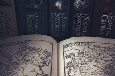 game-of-thrones-4180794_1280.jpg