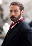 mr-selfridge-jeremy-piven-1.jpg