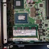 20230730_AdvantechARK-DS262-bottom-RAM.jpg