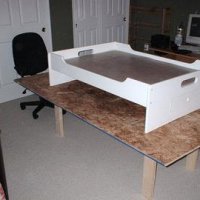 worlds_crappiest_gaming_table.jpg
