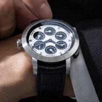 51974_aa03_wrist_1.jpg