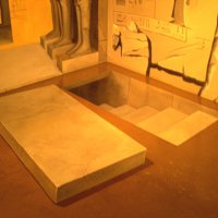 Illusion Museum 03 - fake slab and stairs.jpg