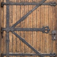 Medieval_Door.jpg