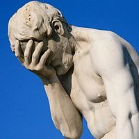 300px-Paris_Tuileries_Garden_Facepalm_statue.jpg