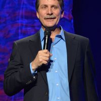 jeff_foxworthy_headshot_a_p.jpg