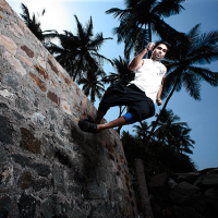 Jump wallrun palmtrees parkour.png