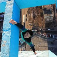 Climb cling overhang blue.png