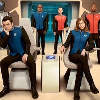 seth-macfarlane-adrianne-palicki-the-orville.jpg