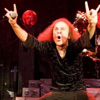 dio-devil-horns-gallery-image1-600x400.jpg