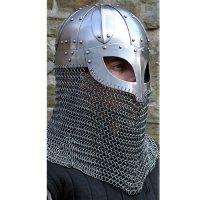 IN2215 2 Viking_Helmet_Battle.jpg