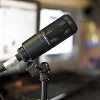 Audio-Technica-AT2020-USB-Podcasting-Mic.jpg