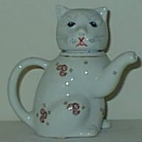 cat teapot.jpg