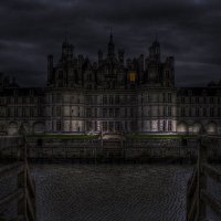 800px-Haunted_castle_(289925446).jpg