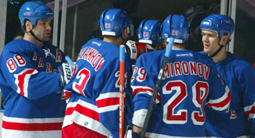 2003-04_NYRceleb-370.jpg