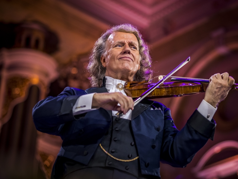 Andre-Rieu-2019-image-8-re-sized.jpg