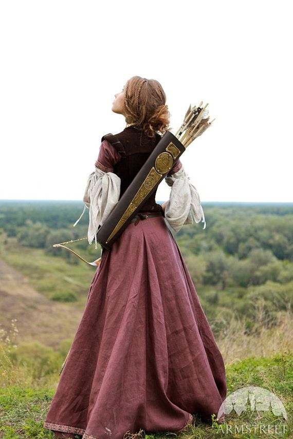 c07f576fde685a0deb8bcf4559d7d8f9--medieval-costume-renaissance-costume.jpg