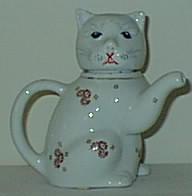 cat teapot.jpg