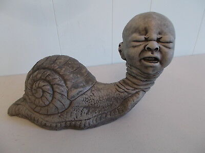 Crying Snail Baby 01.jpg