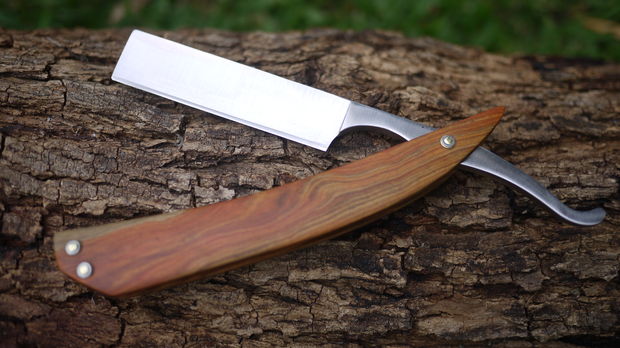 Cut throat razor.jpg