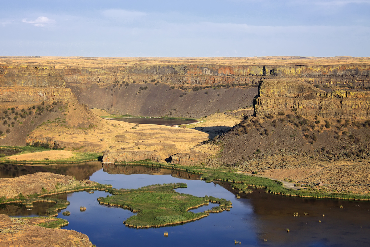 Dry_Falls_(Washington).jpg