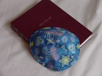 kippah menorahs1.jpg