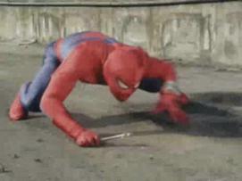 Leaked footage of the fight scene between spiderman and antman - Imgur.jpg