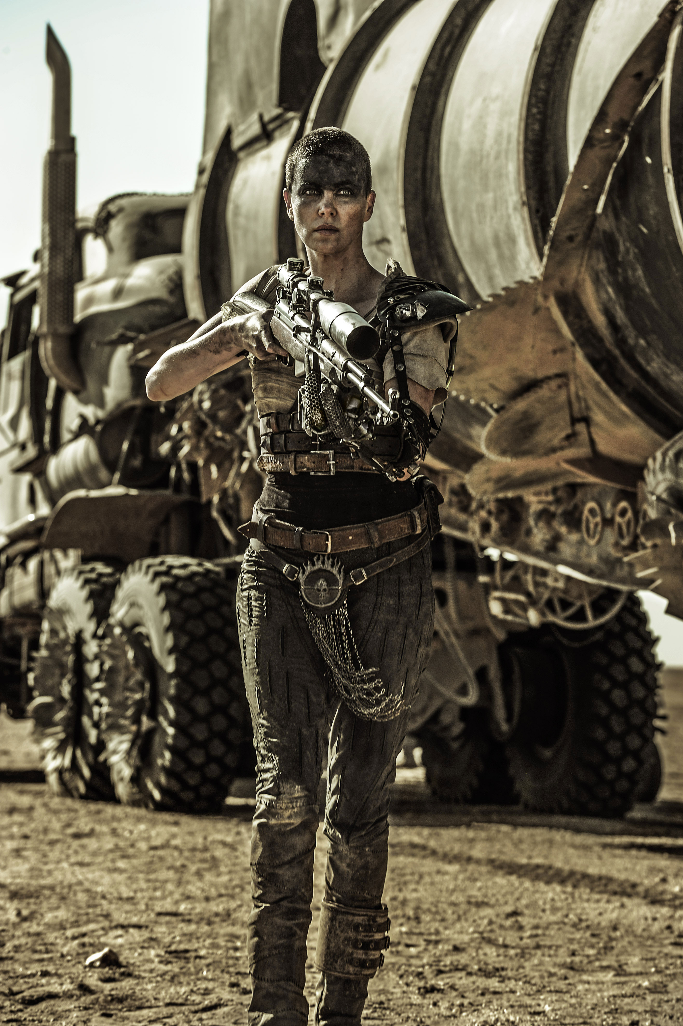 mad-max-fury-road-image-charlize-theron-3.jpg
