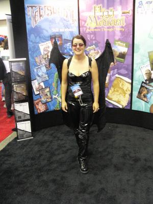Morrigan+booth+hottie.jpg