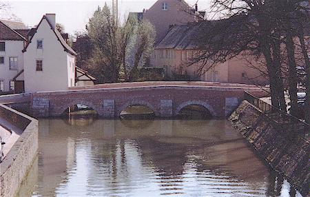 ptipontgrue.jpg