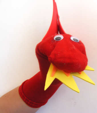 sock_puppet_dragon_3.jpg