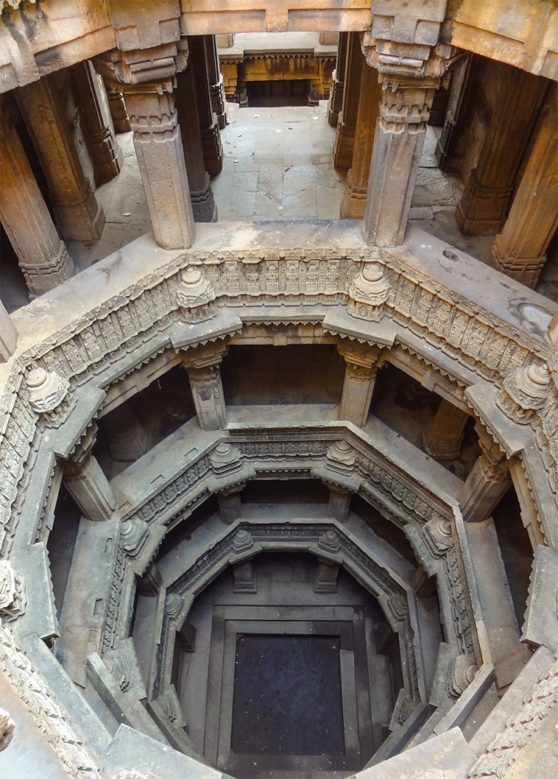 stepwell-1-e1441107890234.jpg