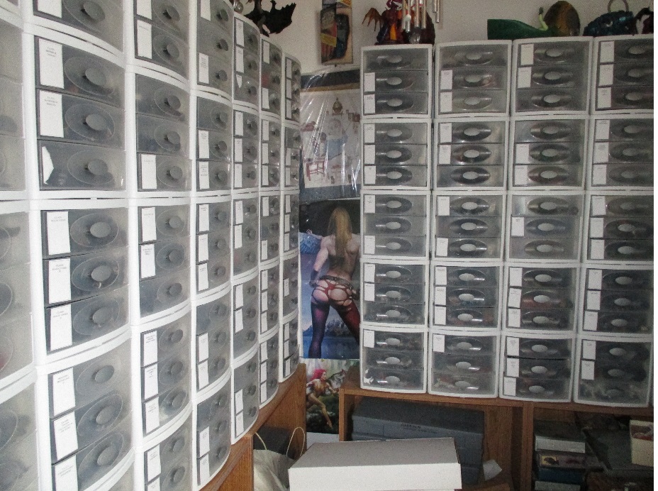 STORE 2.jpg