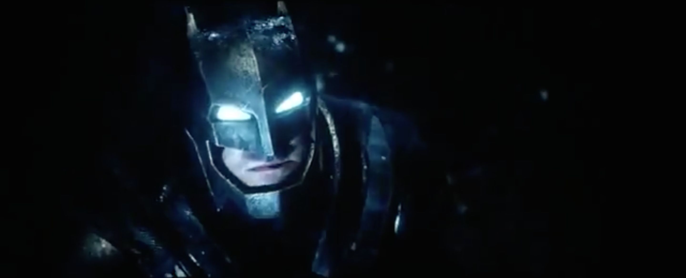 the-batman-v-superman-trailer-has-leaked-online-and-it-s-absolutely-incredible-360913.jpg