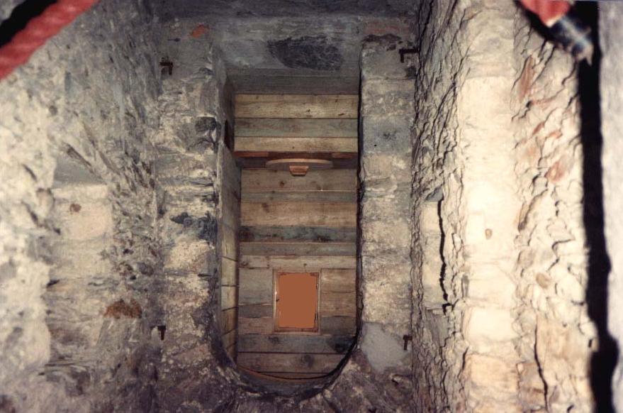 toilet.jpg